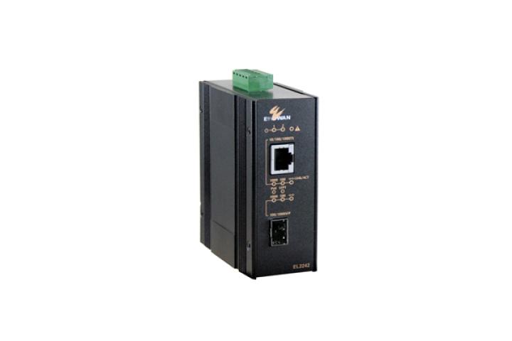強固級 PoE 10/100/1000BASE-T- 100/1000BASE Dual Rate 光電轉換器